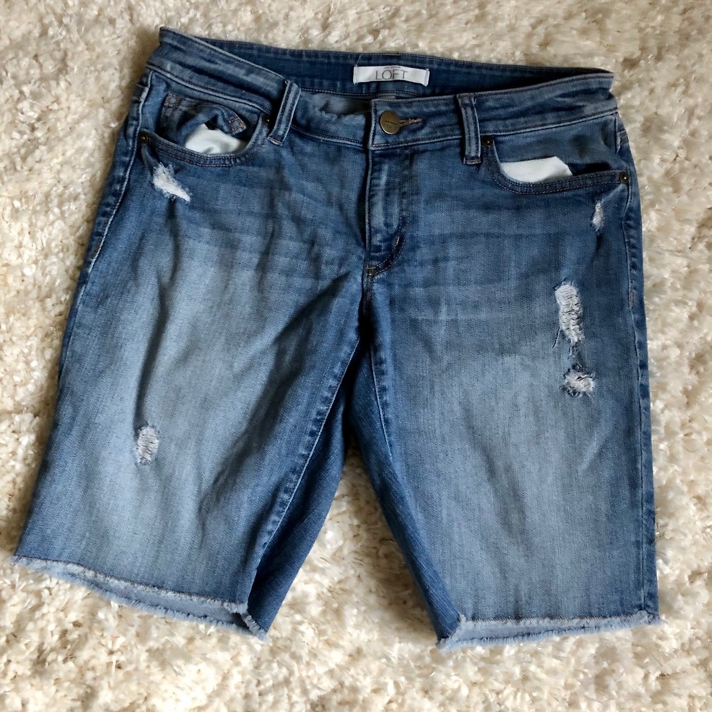 Loft shorts size 2 distressed style.